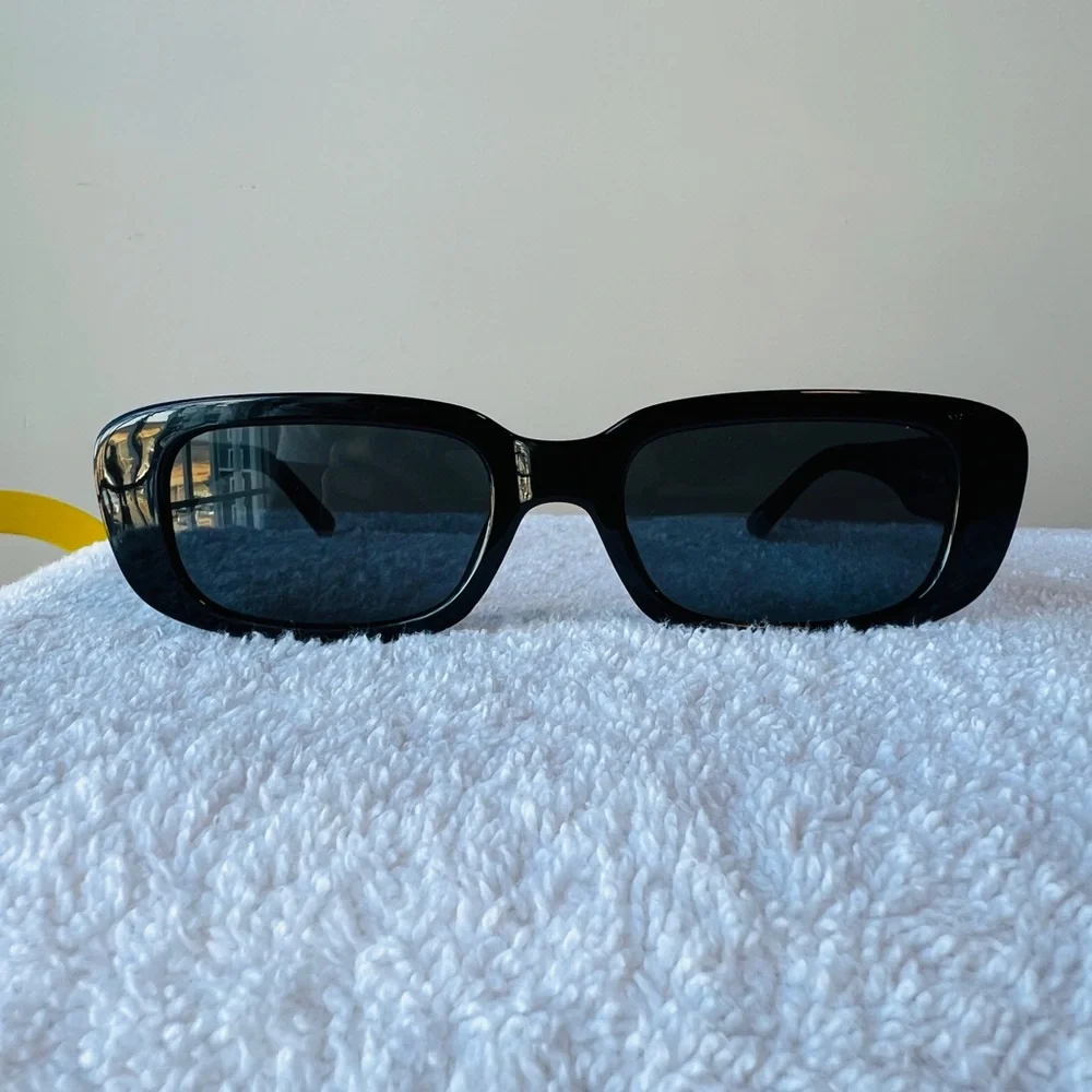Men’s / Unisex ➡️ Two Rectangular Sunglasses - Black & Light Blue - Picture 9 of 10